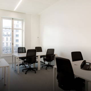 Bureau privé 48 m² 12 postes Coworking Rue du Louvre Paris 75001 - photo 1